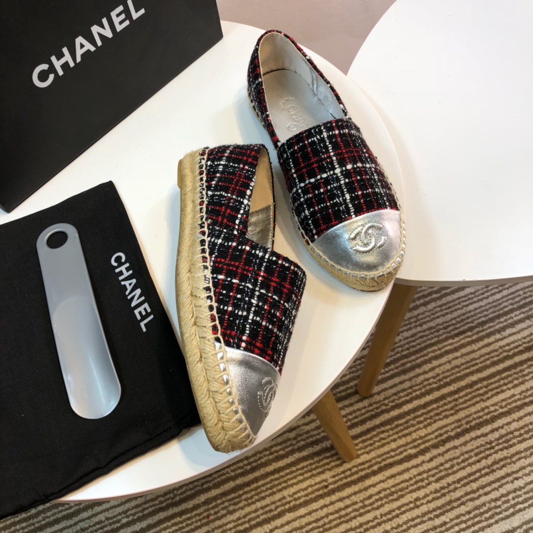 Chanel Loafers 33 - vstockx