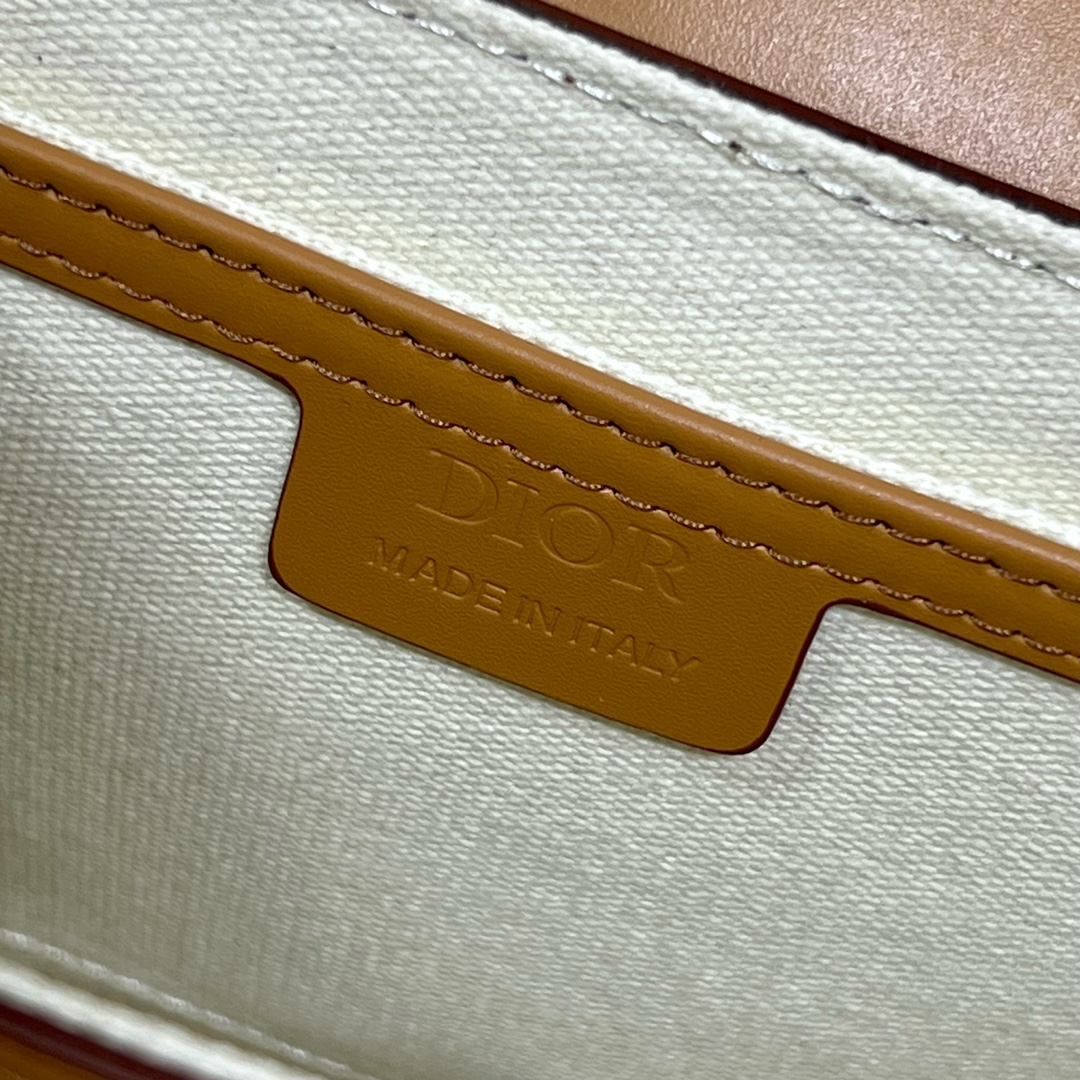 Handbags Dior M24 051 size  23.5*17*6.5 cm - vstockx