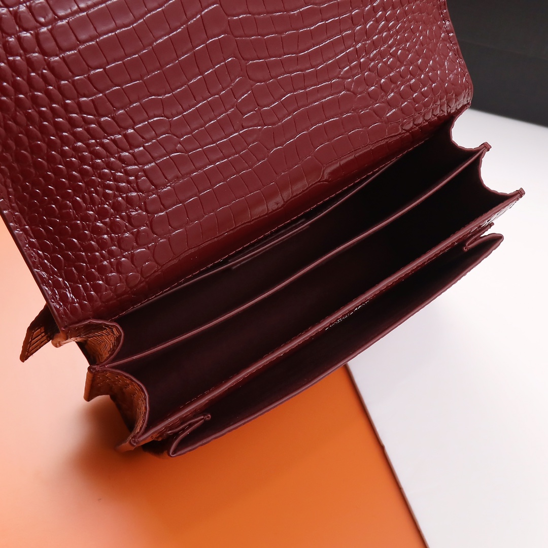 Handbags SAINT LAURENT 442906 size 22x8x16 cm - vstockx