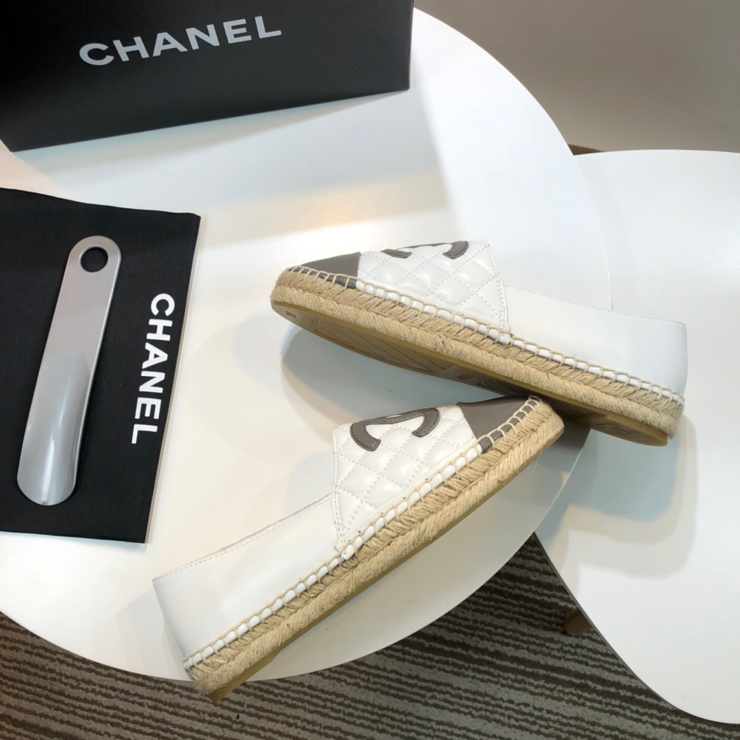 Chanel Loafers 58 - vstockx