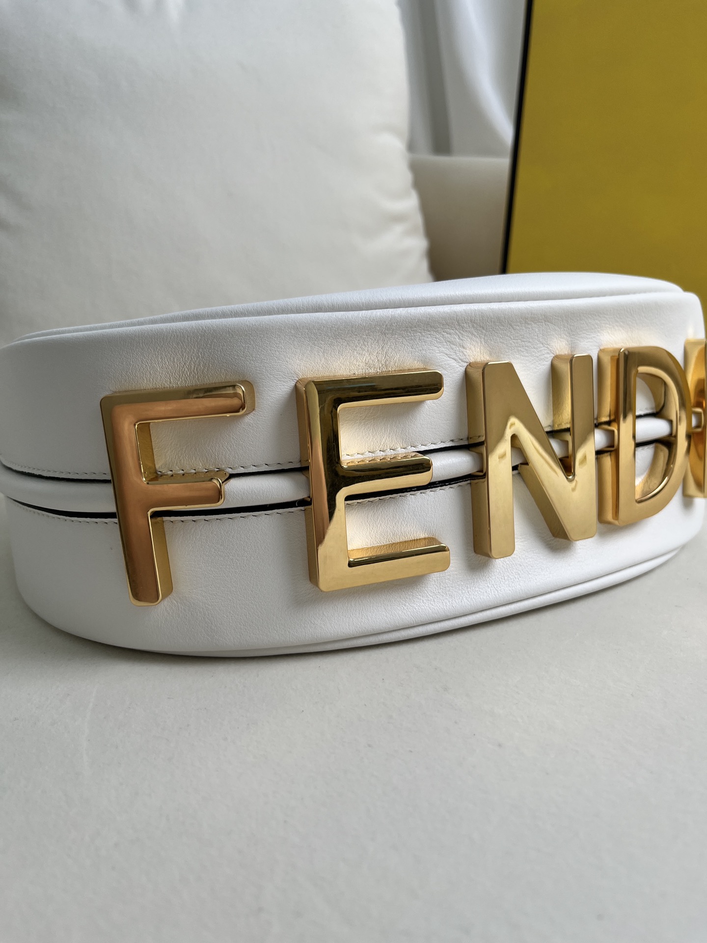 handbags FENDI 205 size:29*24.5*10cm - vstockx