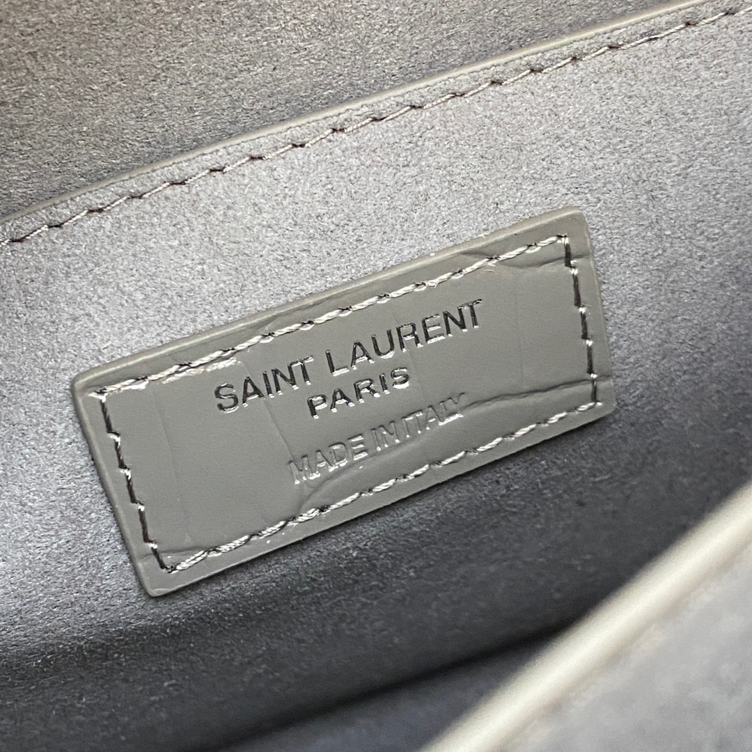 Handbags SAINT LAURENT 442906 size 22x8x16 cm - vstockx