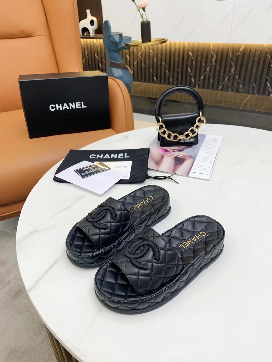 Chanel Slides 9 - vstockx