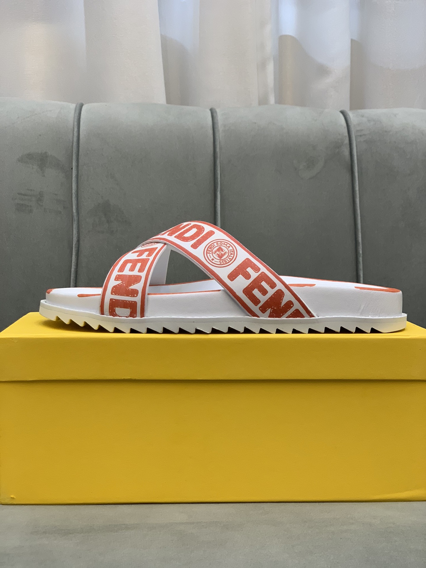 Fendi Slides 13 - vstockx