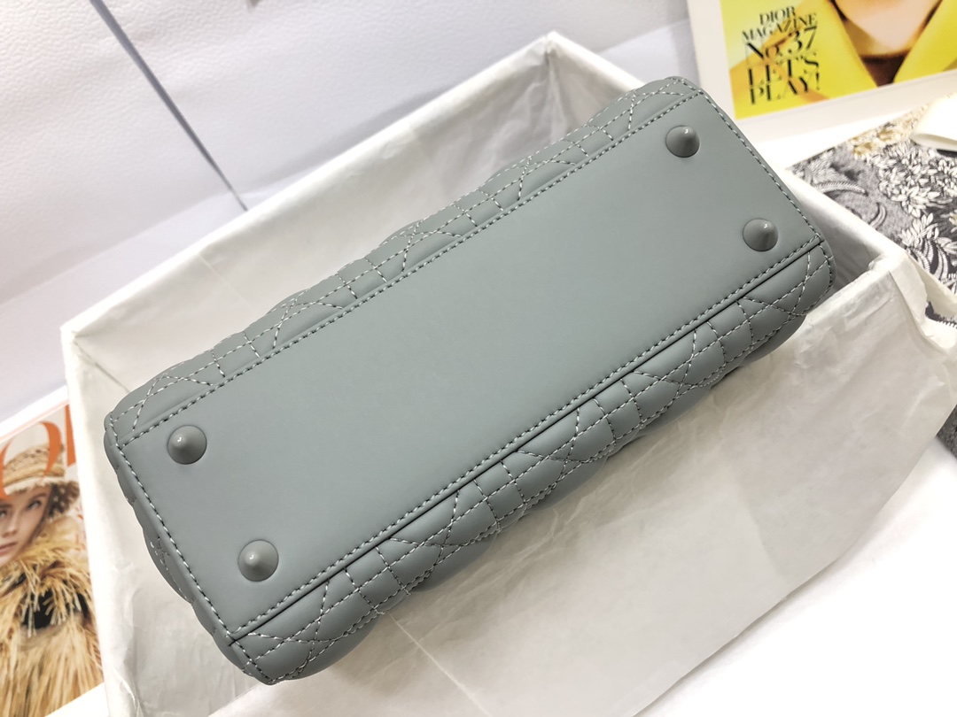 Handbag Dior M0538 size 20*16.5*8 cm - vstockx