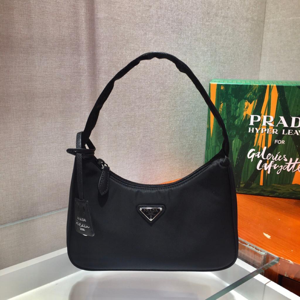 Handbag Prada 1NE515 Black size 23*13*5cm - vstockx