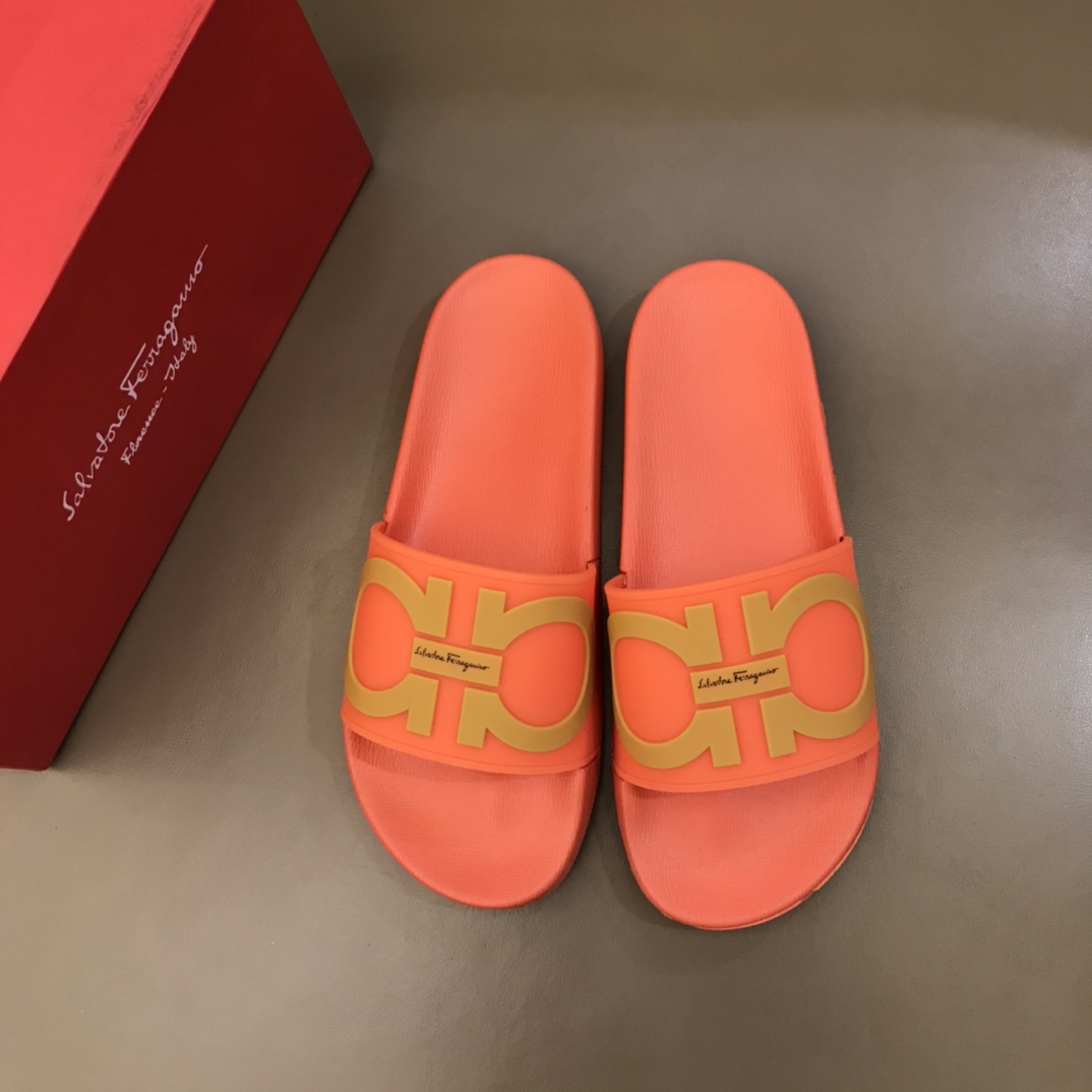 Salvatore Ferragamo Groove Slides 1 - vstockx
