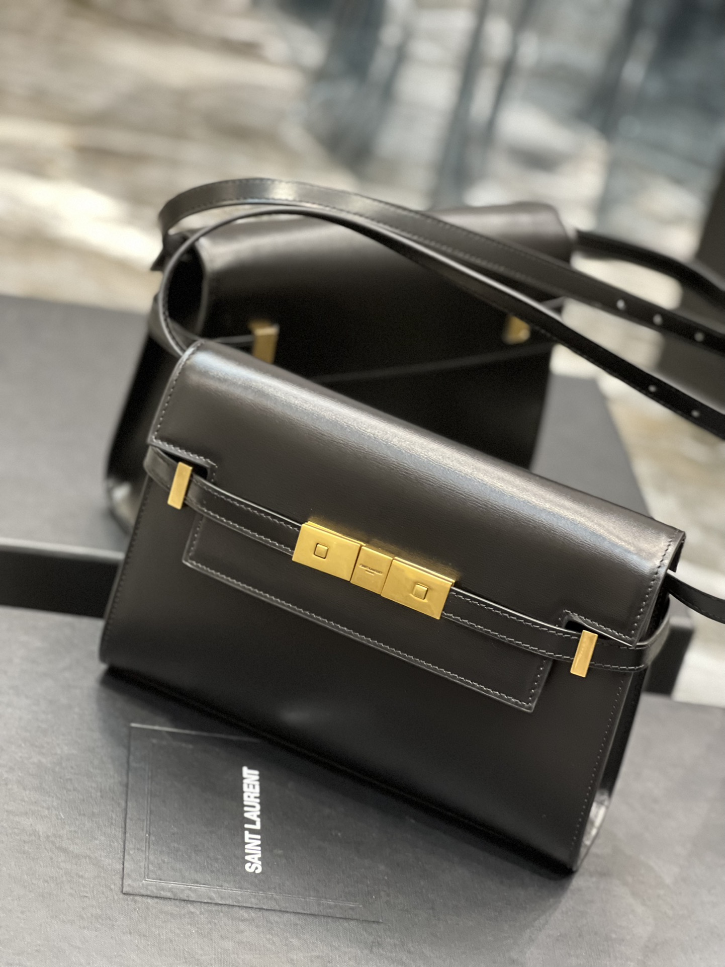 Handbags SAINT LAURENT 675626 size 24x17.5x6 cm - vstockx