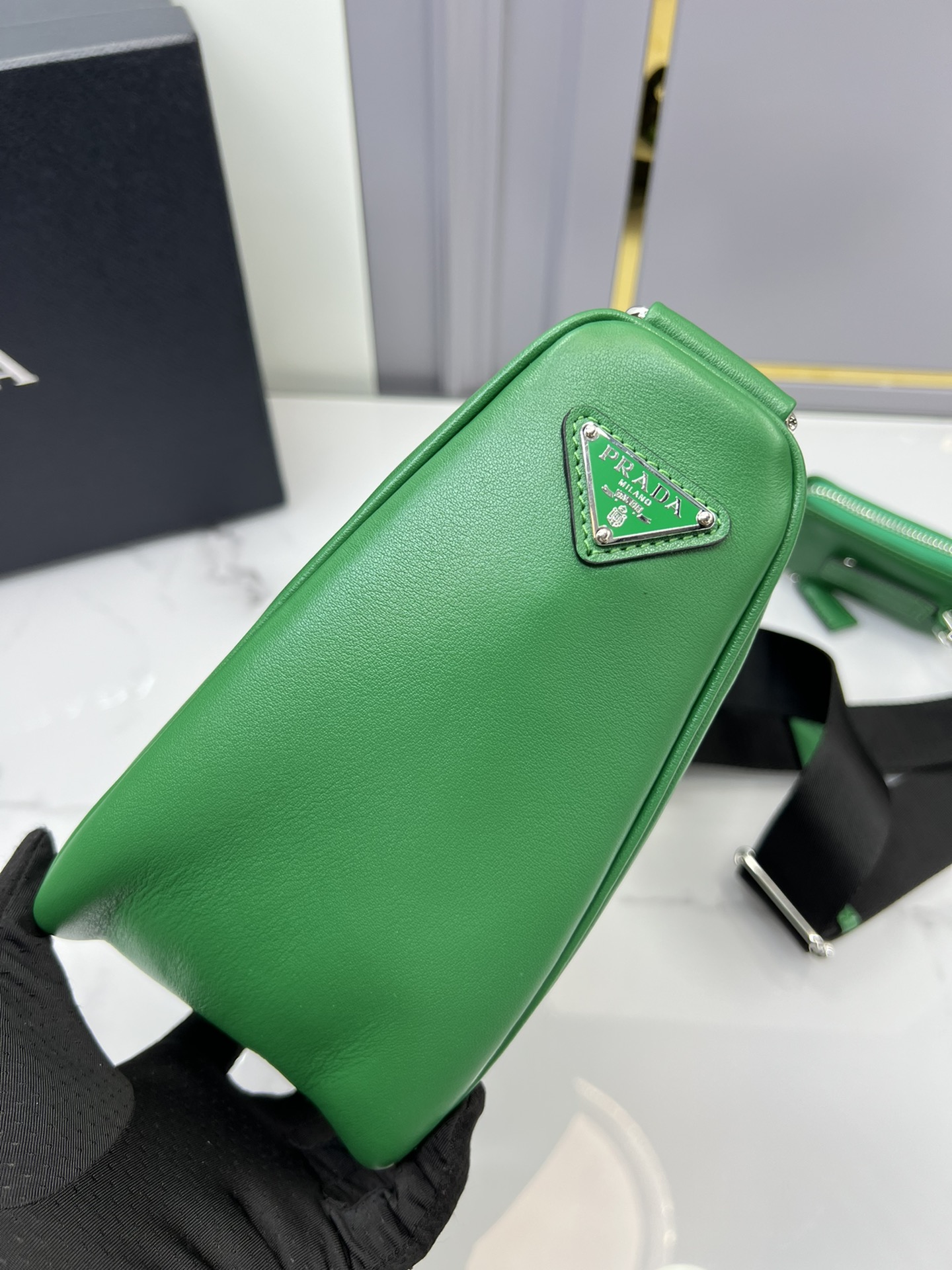 handbags prada 1BH190 26*14*12 - vstockx