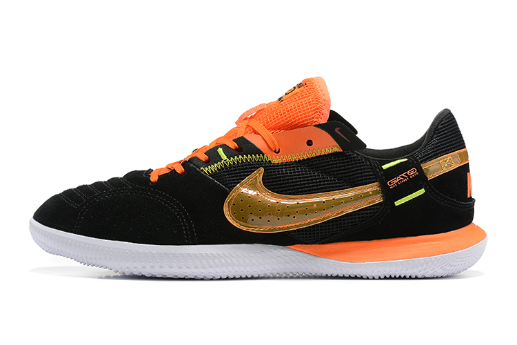NK football shoes 38 - vstockx