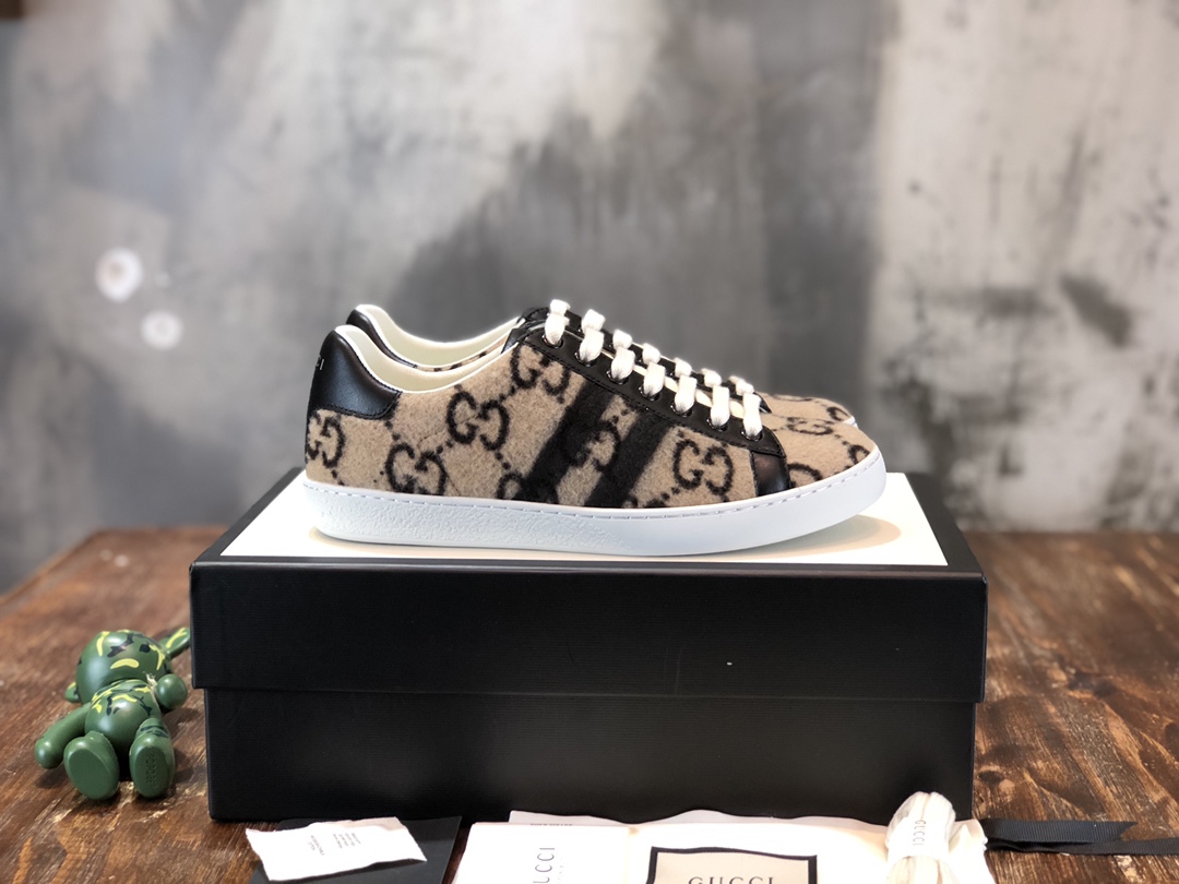 Gucci Ace Cream Wool (W) - vstockx