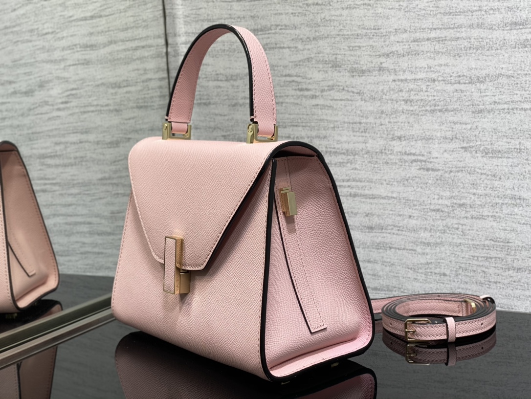Handbag VALEXTRA size *'* - vstockx