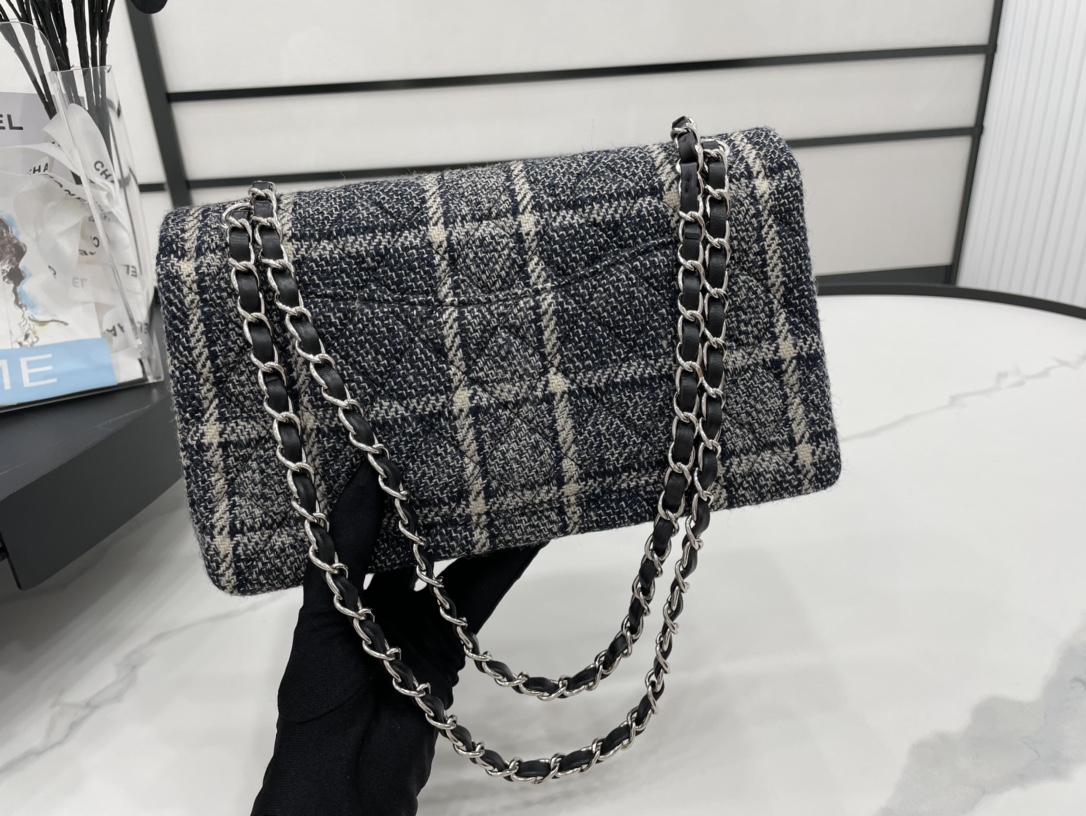 Handbag Chanel size 25 cm - vstockx
