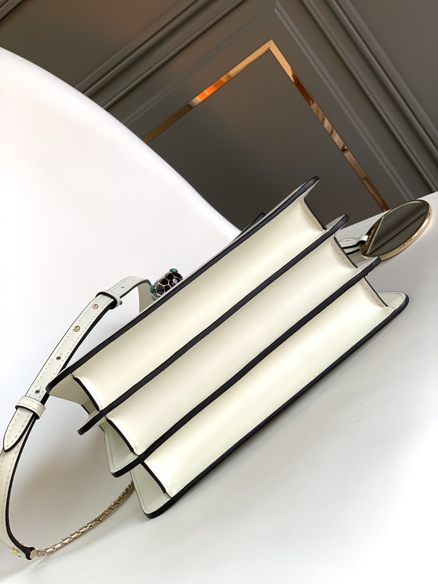 Handbags Bvlgari Sprpenti Forever size:19*13.5*6 cm - vstockx