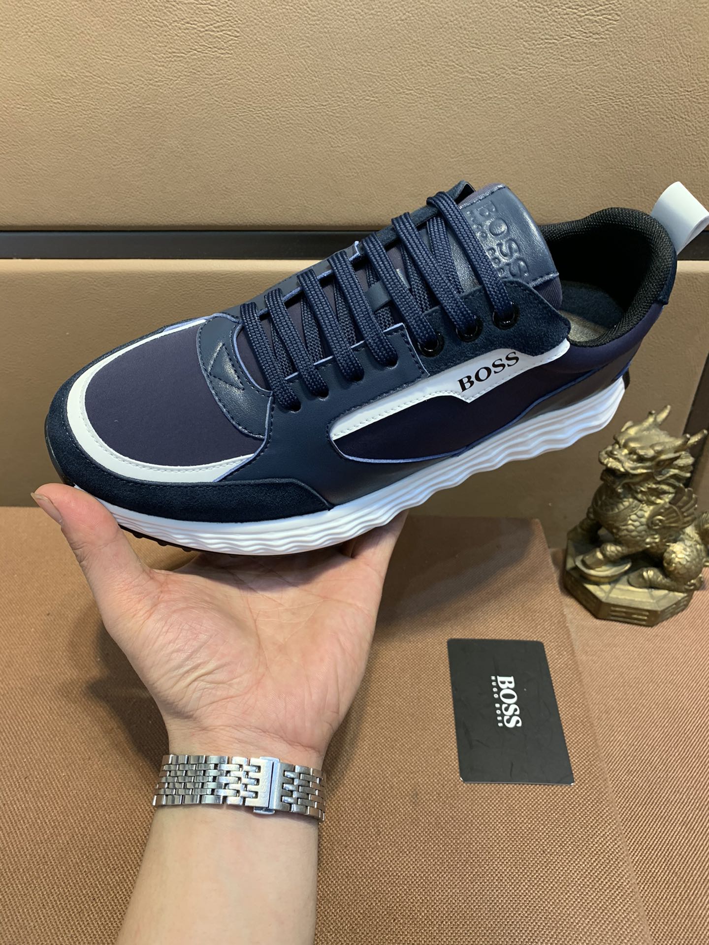 HUGO BOSS Low Top Sneaker 4 - vstockx