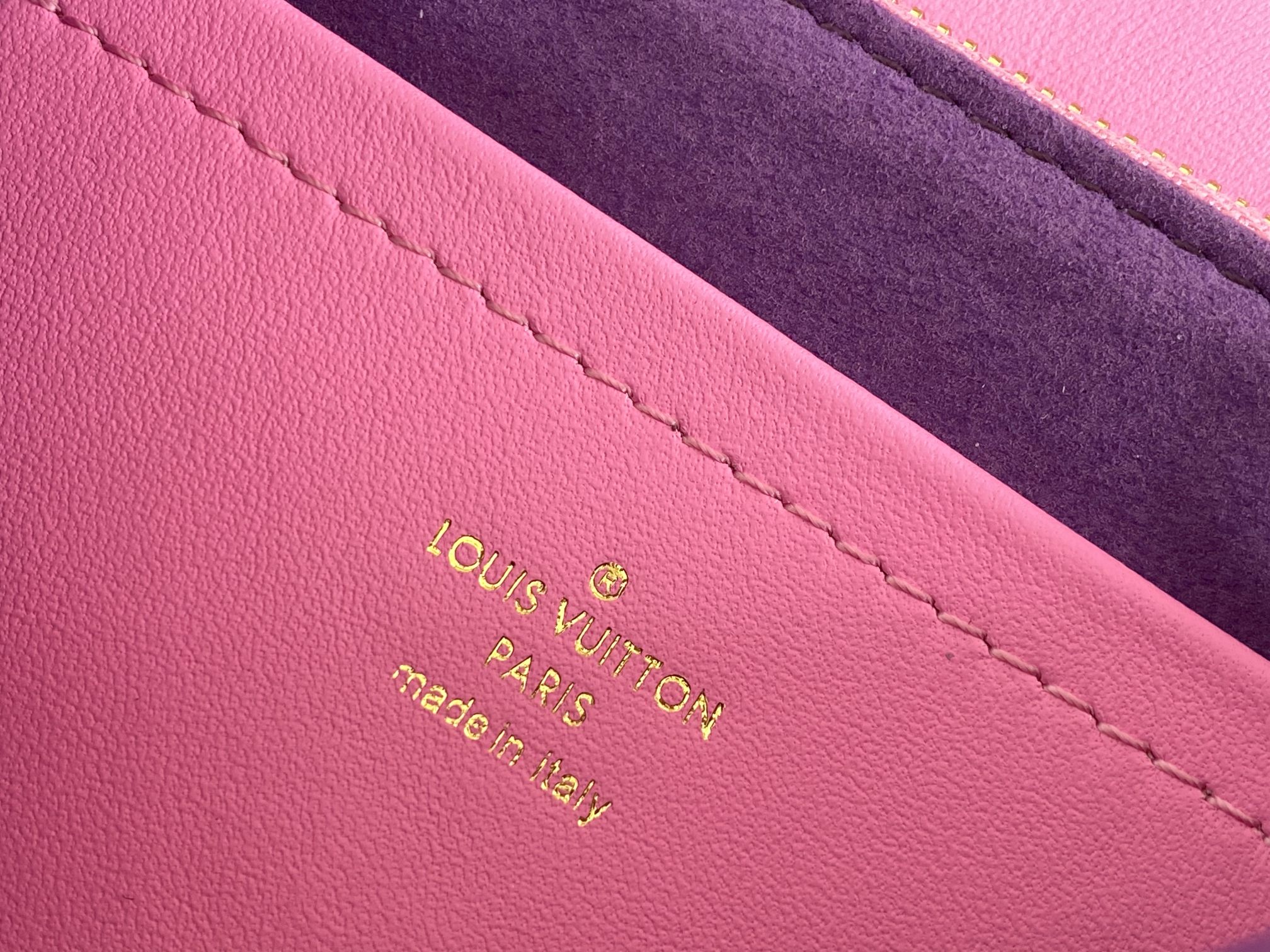 Handbag Louis Vuitton M80742 size 20 x 14 x 8 cm - vstockx