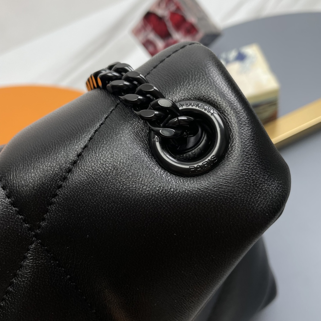 Handbags SAINT LAURENT 577476 size 29x17x11 cm - vstockx