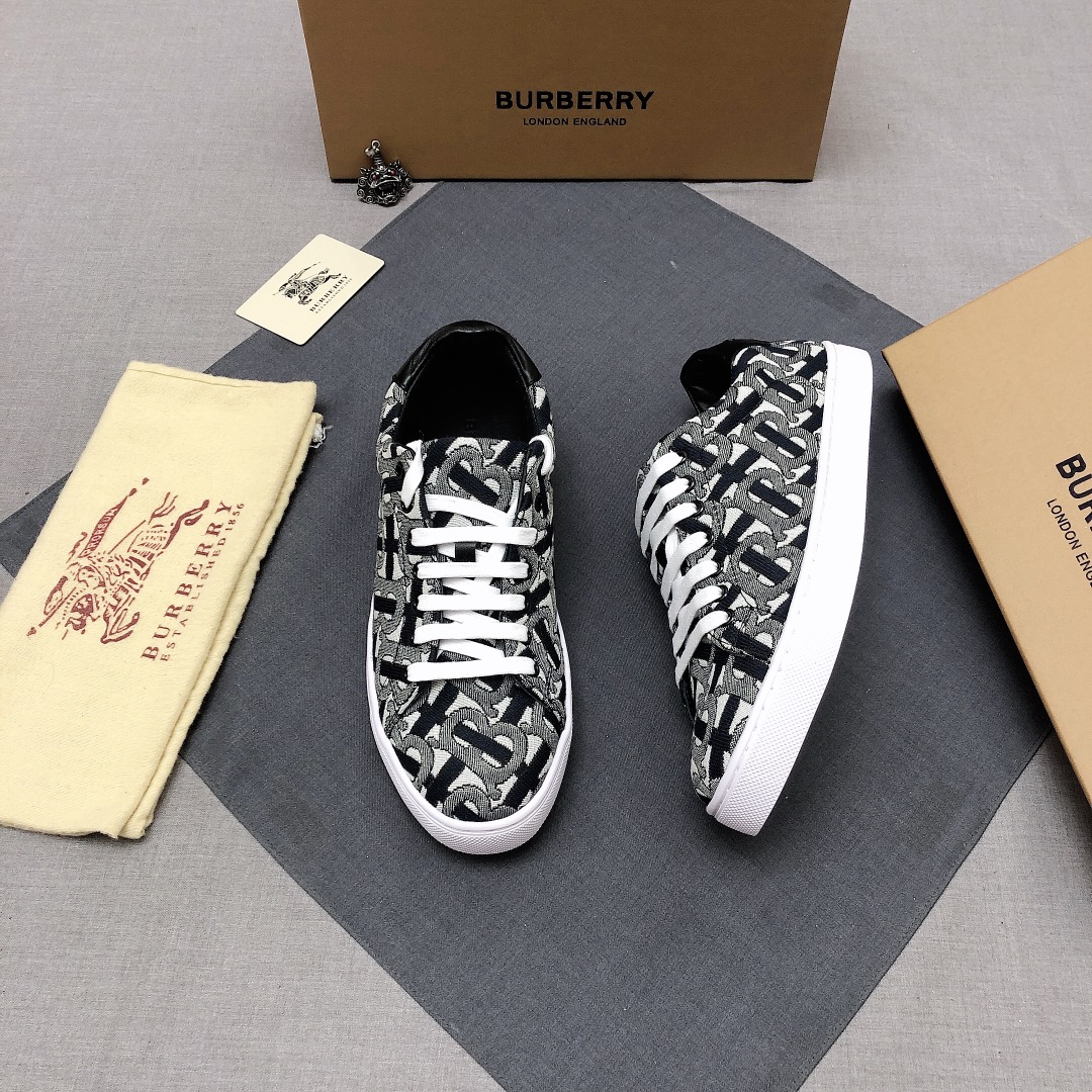 Burberry Perforated Check Sneaker 5 - vstockx