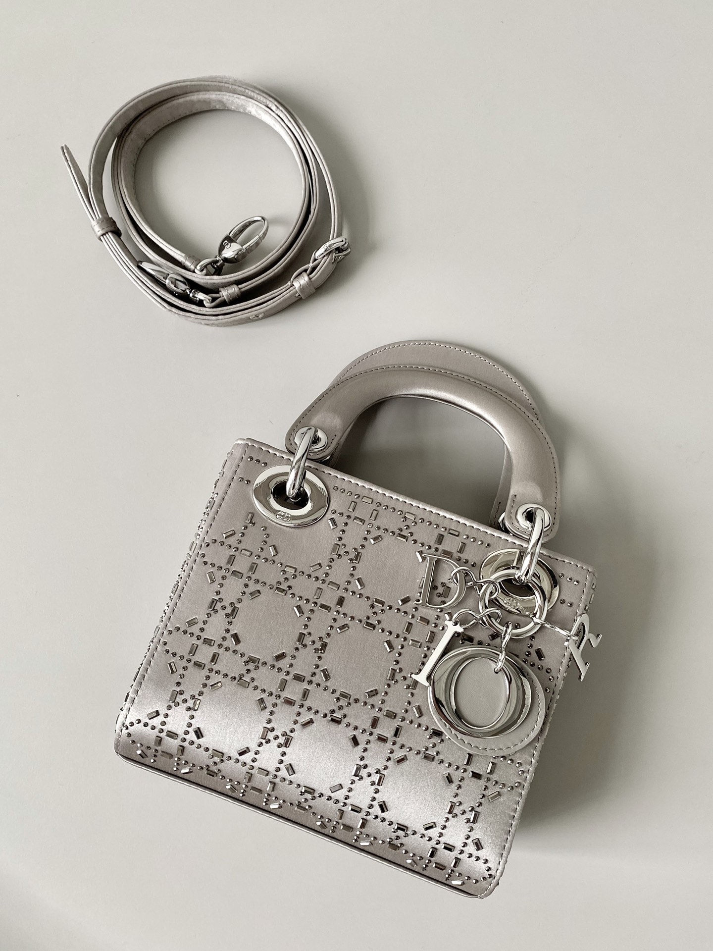 Handbags Dior 1004 size:17  15  7 cm - vstockx