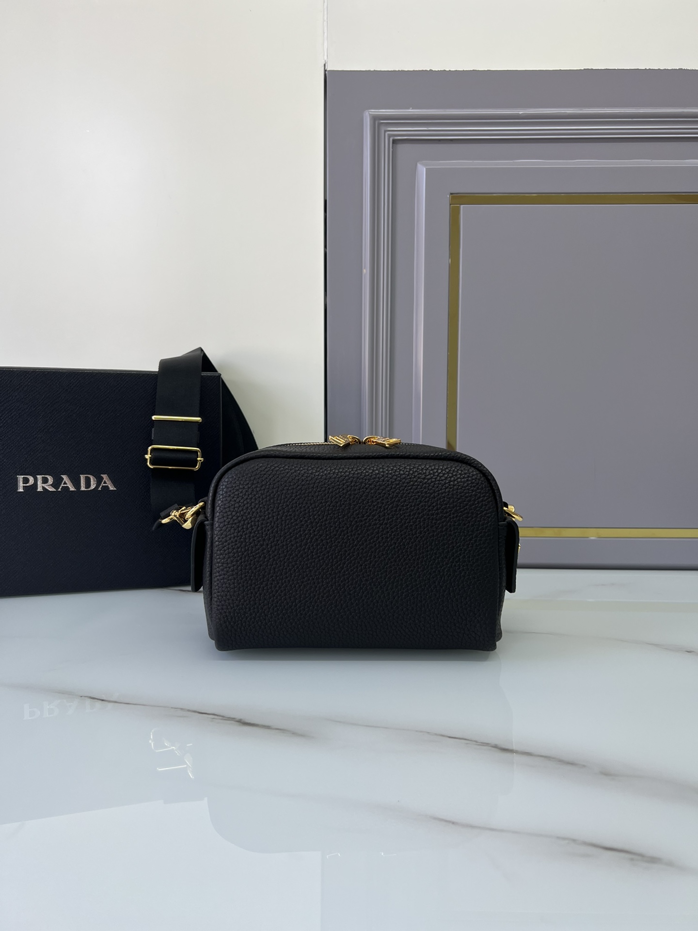 handbags prada 1BH187 20.5*13*8.5 - vstockx