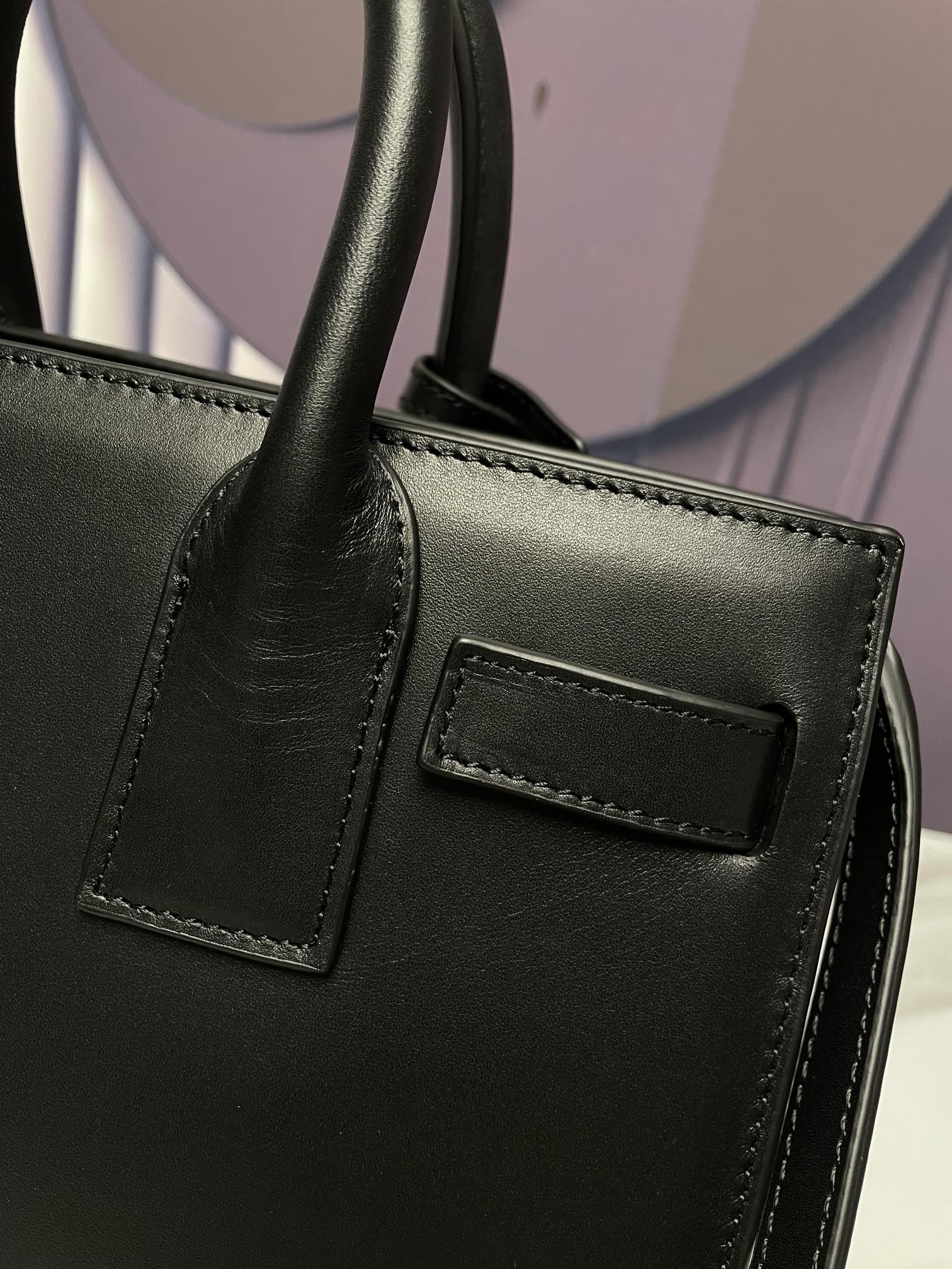 Handbags SAINT LAURENT 377183 size 26x21x13 cm - vstockx