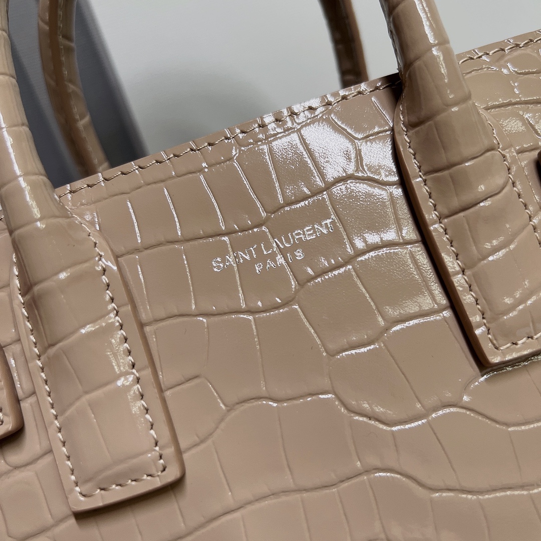 Handbags SAINT LAURENT 392035 size 21*15*10 cm - vstockx