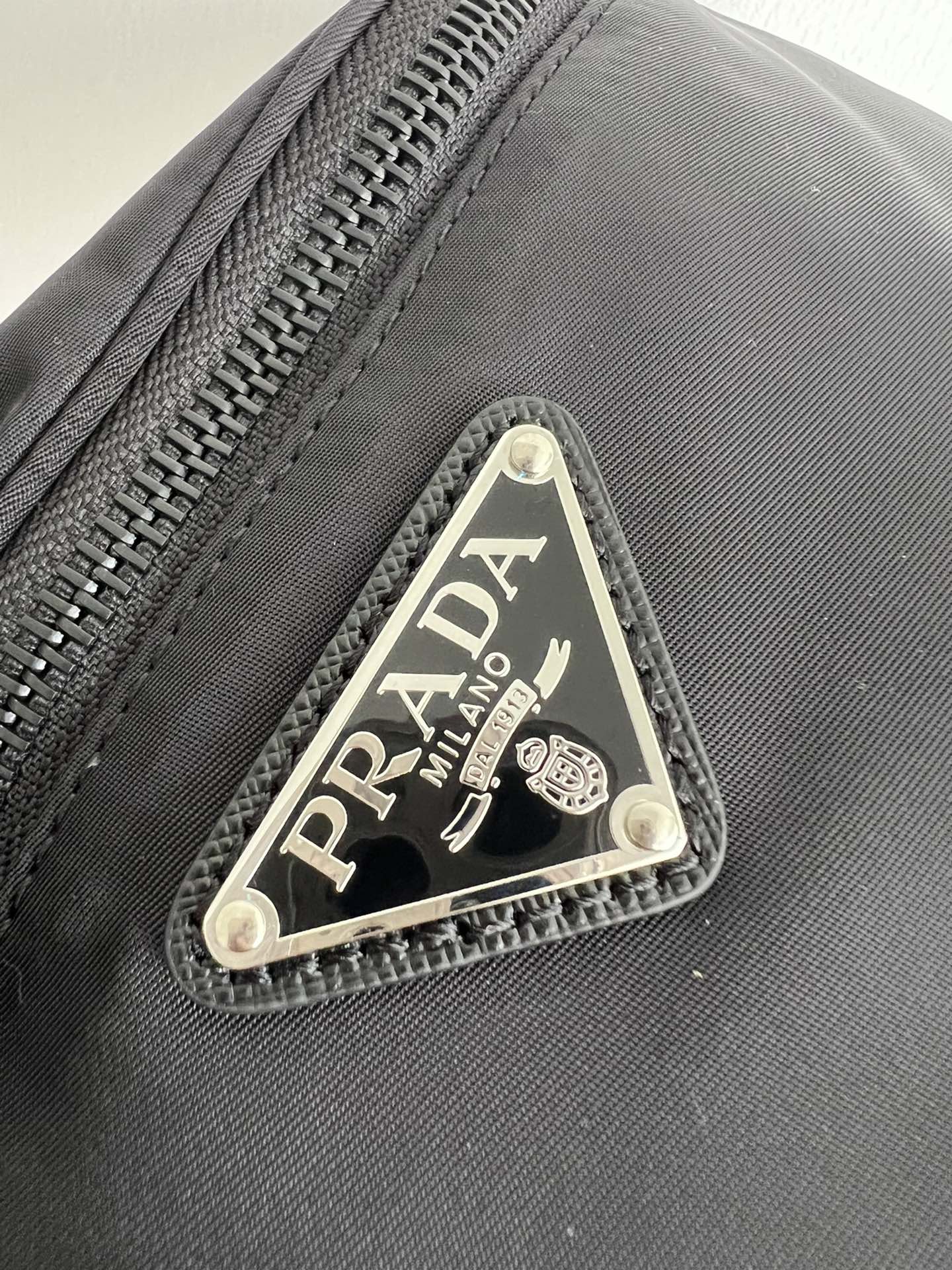 handbags prada 2VL033 33*24*13 - vstockx