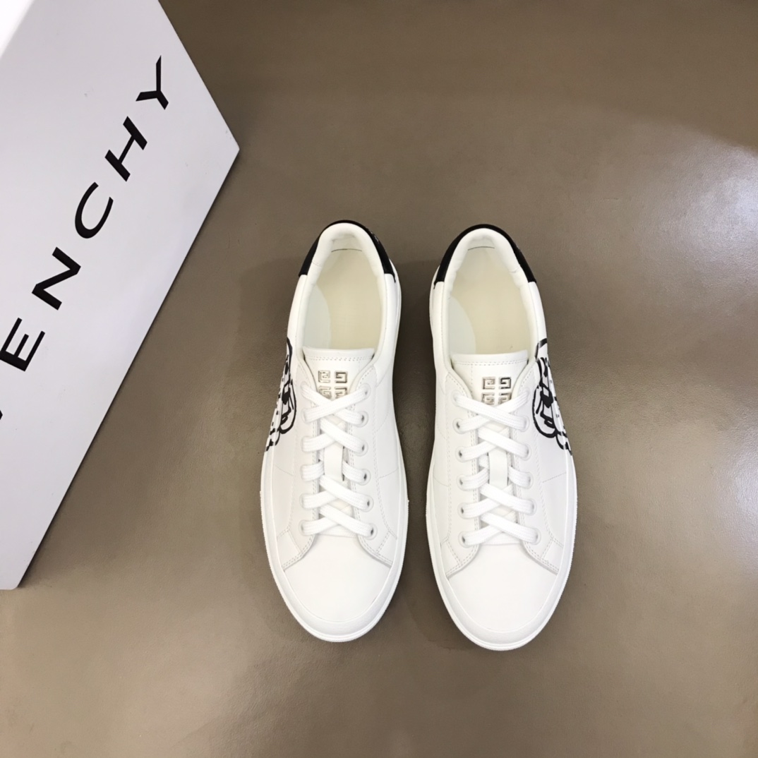 Givenchy Urban Street Logo-print Leather Sneakers 46 - vstockx