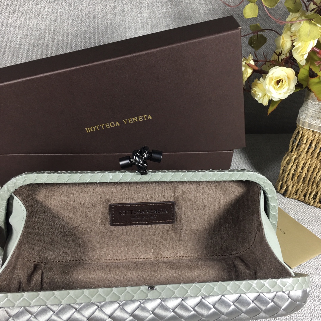 handbags Bottega Veneta 8651 size:25*9.5*4cm - vstockx