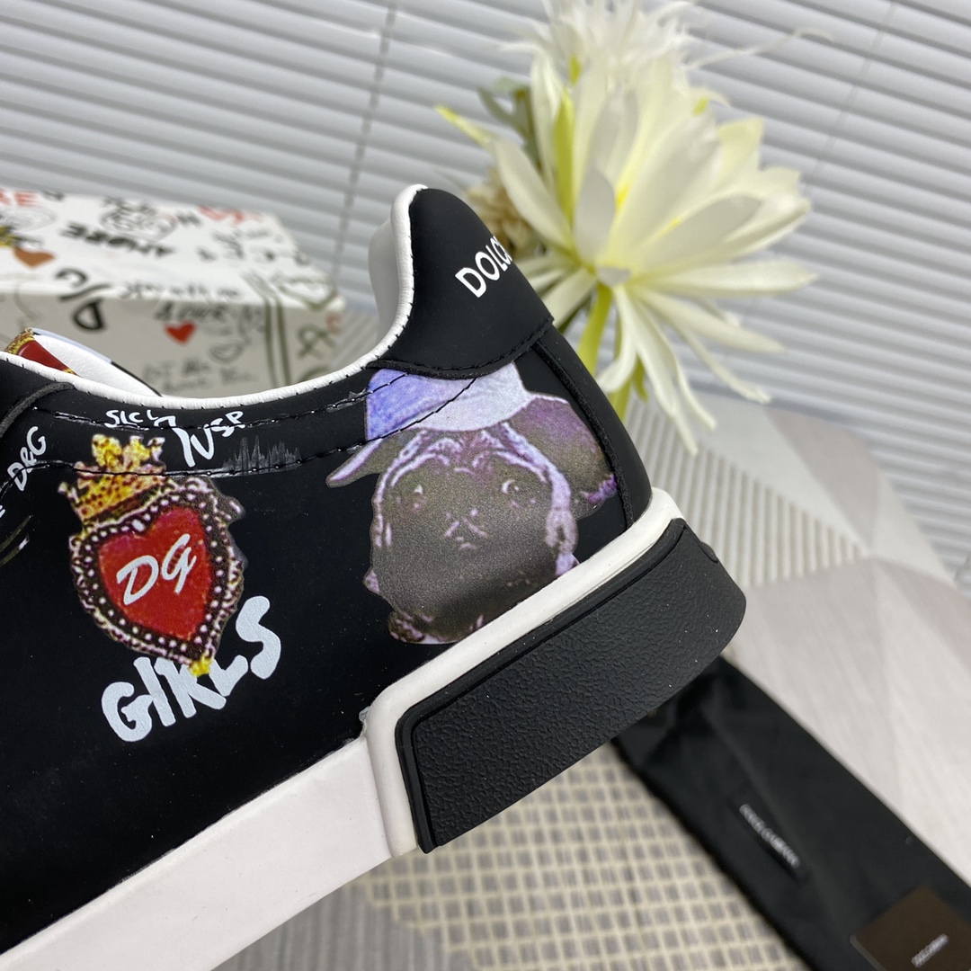 Dolce & Gabbana Low Tops Sneakers 101 - vstockx