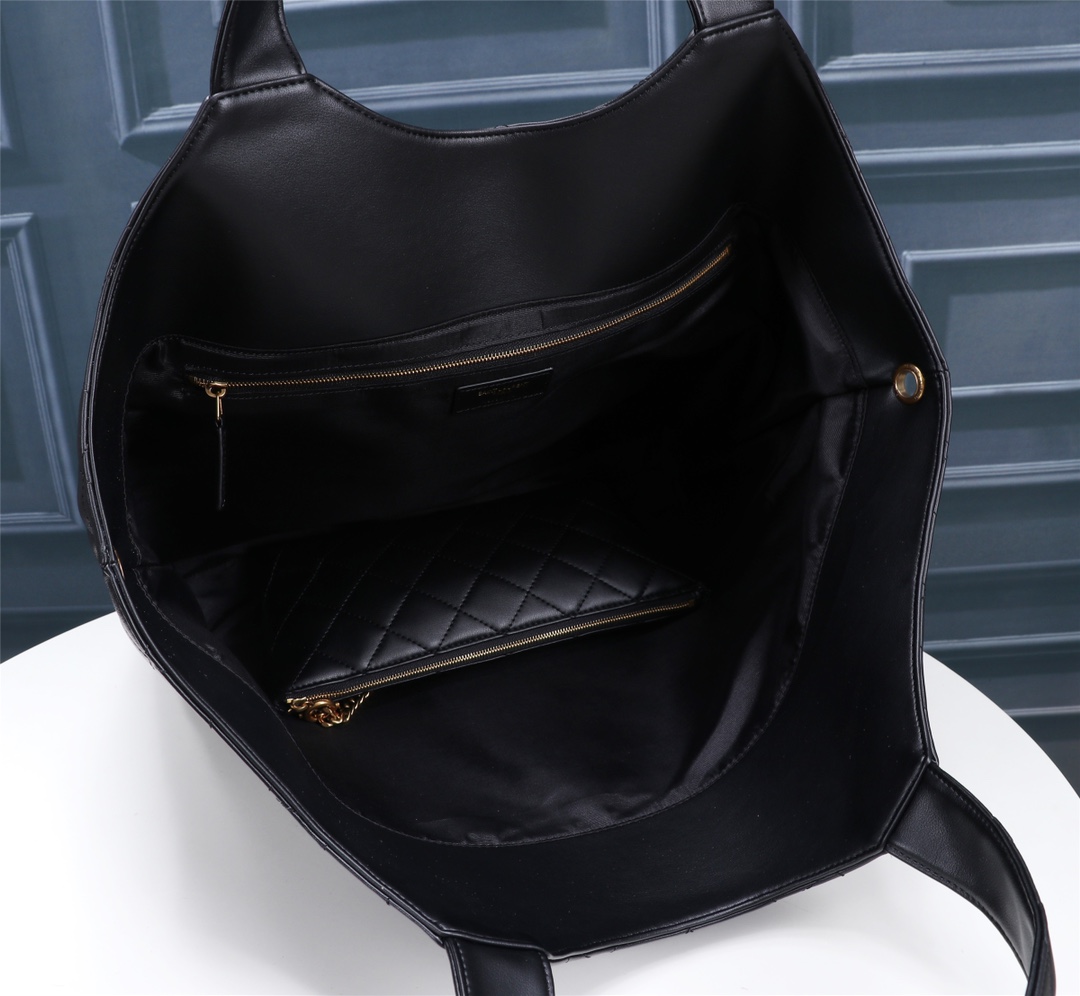 Handbags SAINT LAURENT 698651 size 27x13x8 cm - vstockx