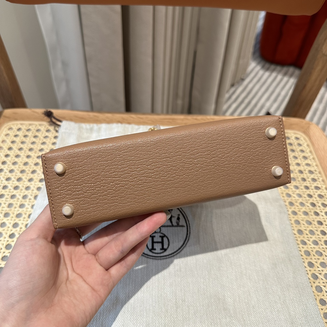 Handbags Hermes mini Kelly size:19 cm - vstockx