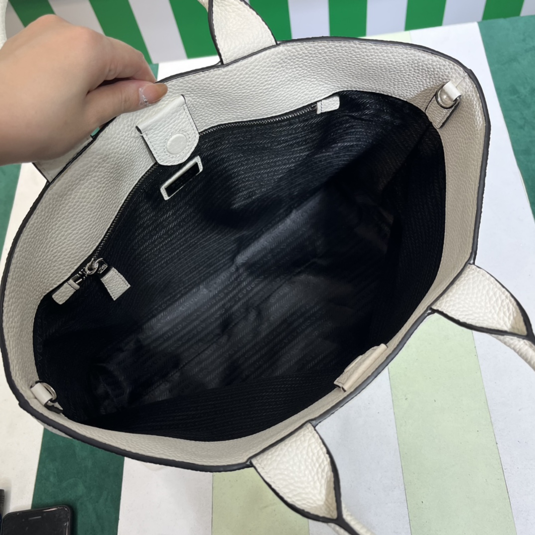 Handbags Prada 2VG109 size:35*14*39 cm - vstockx