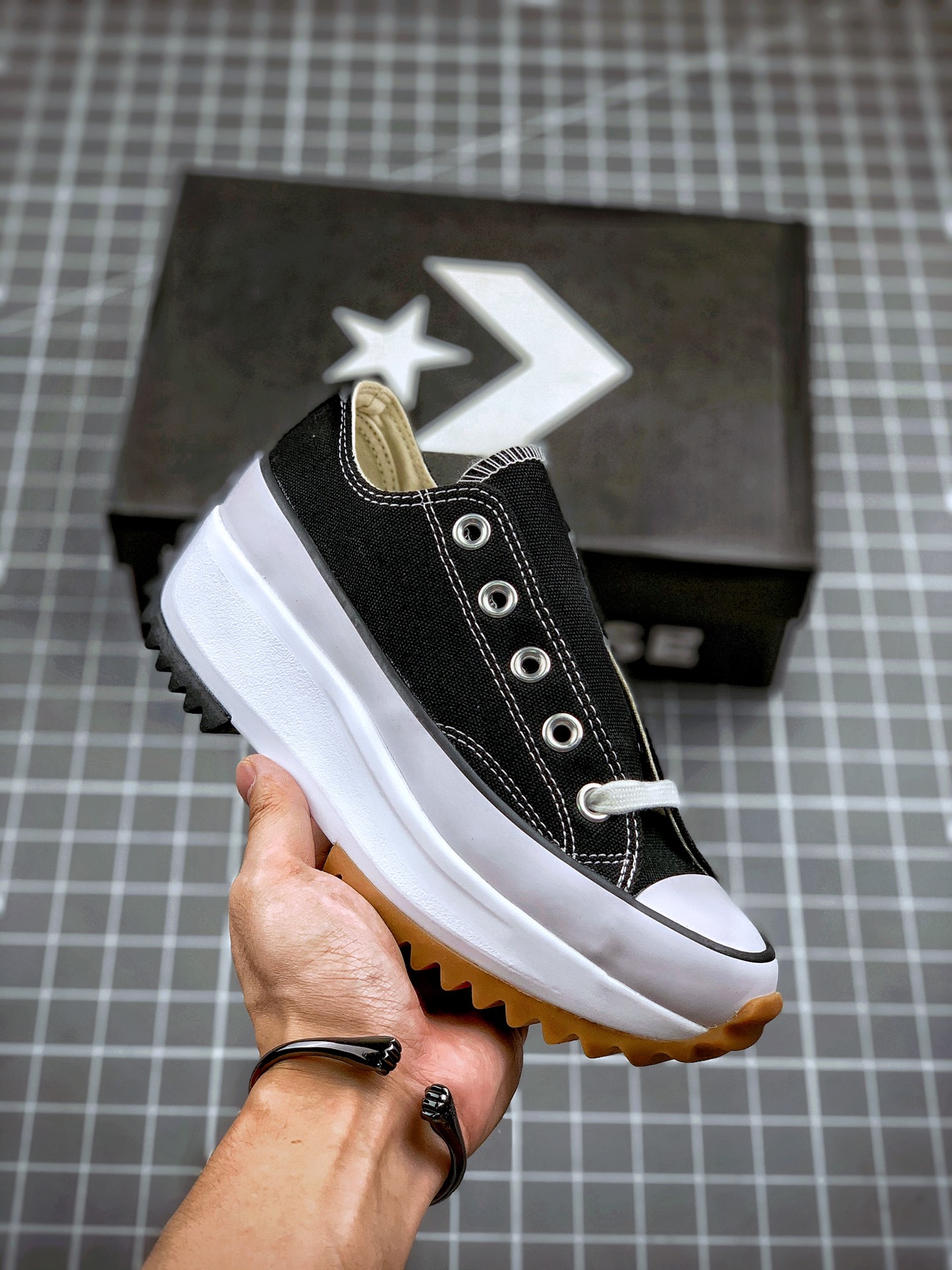 Converse Run Star Hike Ox Black White Gum - vstockx