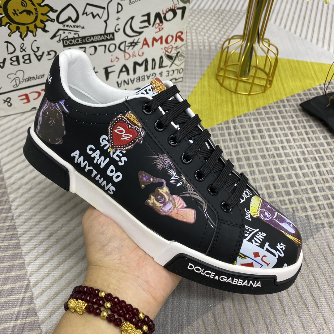 Dolce & Gabbana Low Tops Sneakers 102 - vstockx