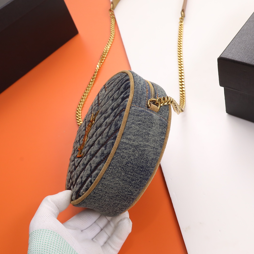 Handbags SAINT LAURENT 610436 size 17  17  5.5 cm - vstockx