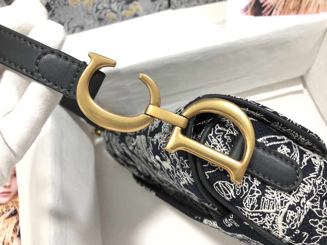 Handbag Chanel M0446 size 25.5 x 20 x 6.5 cm - vstockx