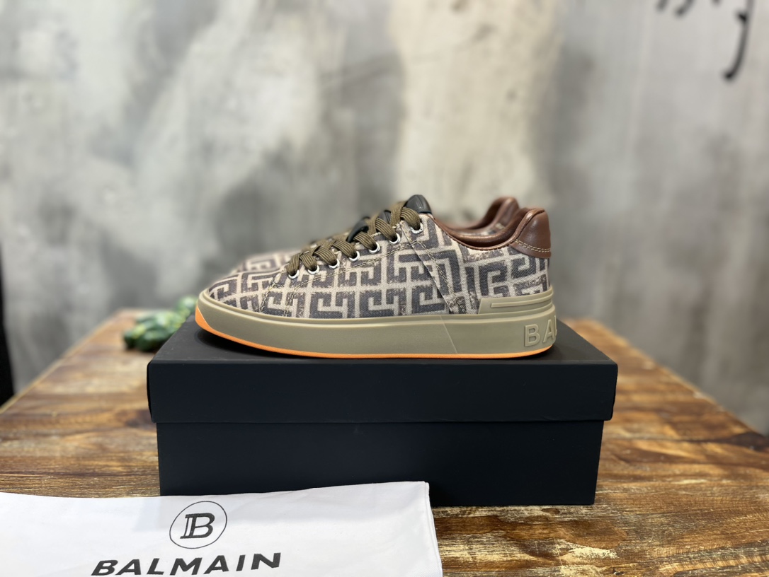 Balmain B-Court sneaker 32 - vstockx