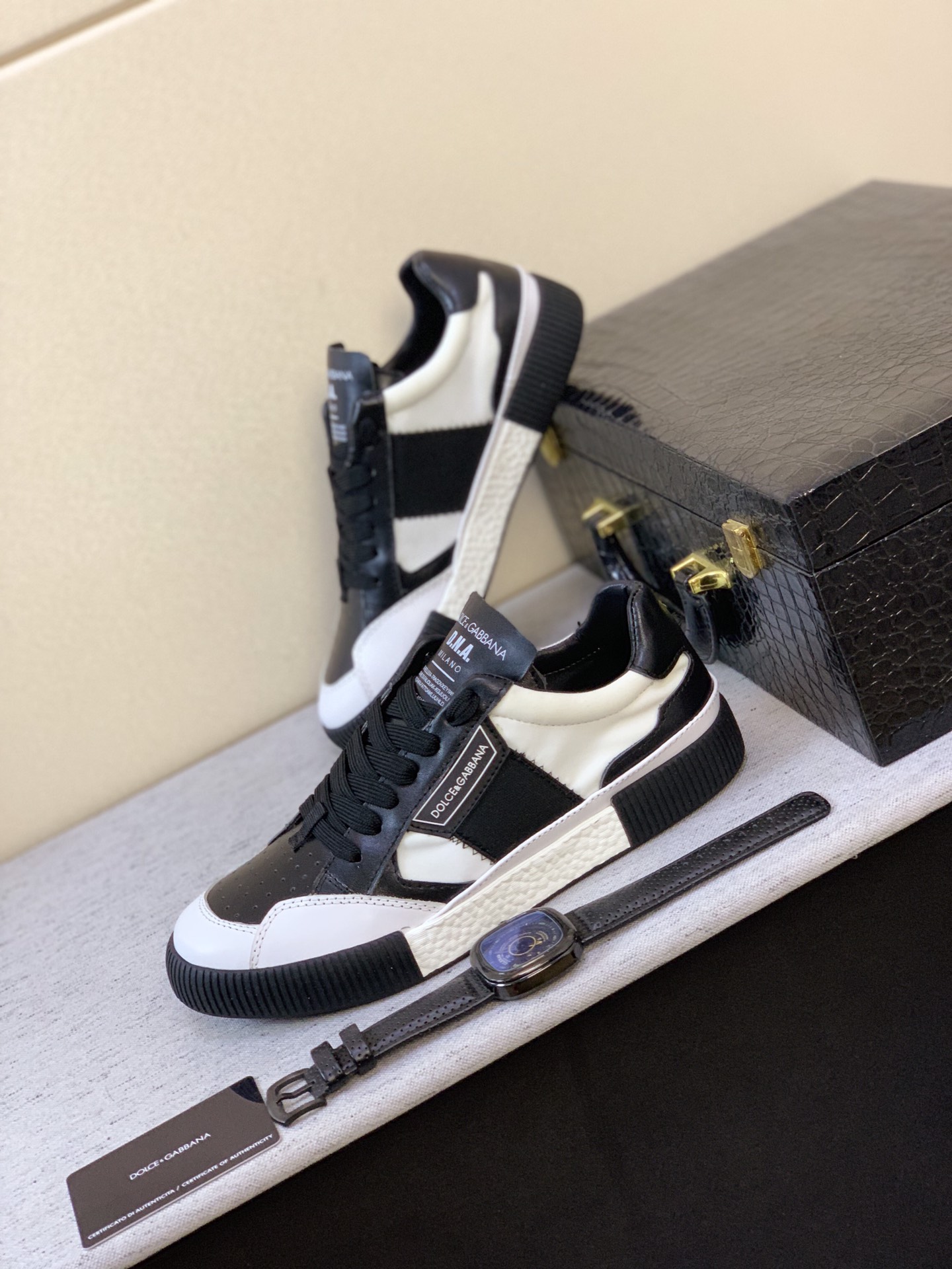 Dolce & Gabbana Low Tops Sneakers 44 - vstockx