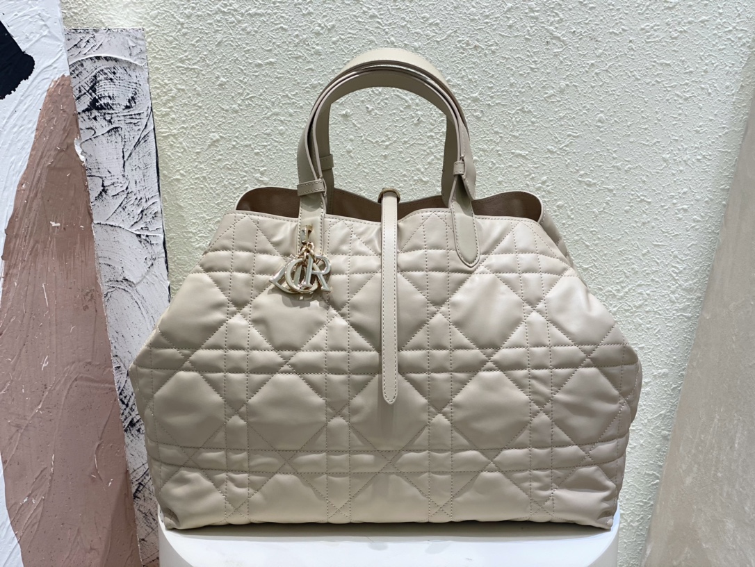 Handbags 6233 size:37 cm - vstockx