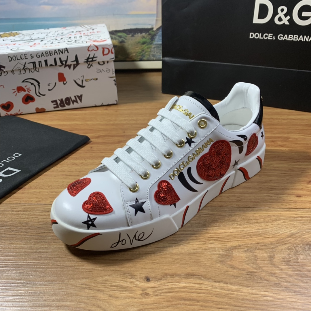 Dolce & Gabbana Low Tops Sneakers 129 - vstockx