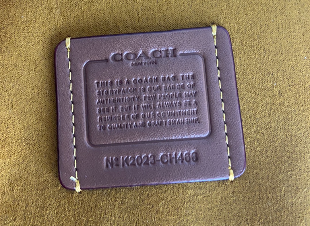 Handbags Coach CH467 size:25*14*6cm - vstockx