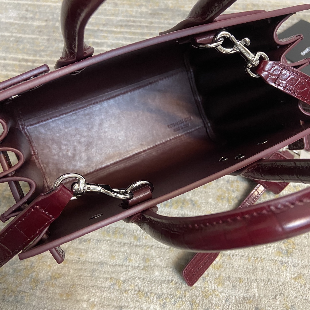 Handbags SAINT LAURENT 392035 size 21*15*10 cm - vstockx