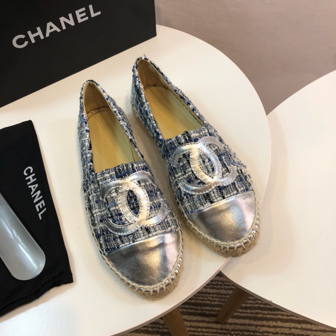 Chanel Loafers 37 - vstockx