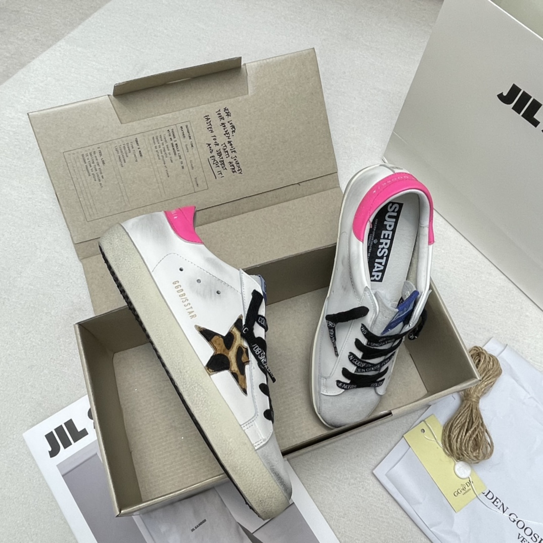 Golden Goose Superstar distressed-finish sneakers 22 - vstockx