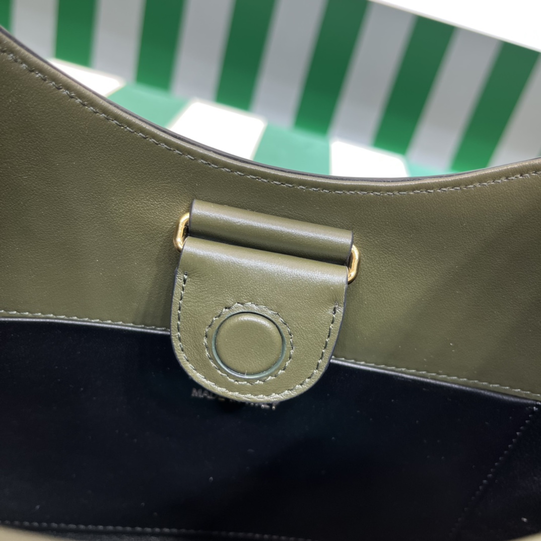 Handbags Prada 1BC179 size:17*27*5 cm - vstockx