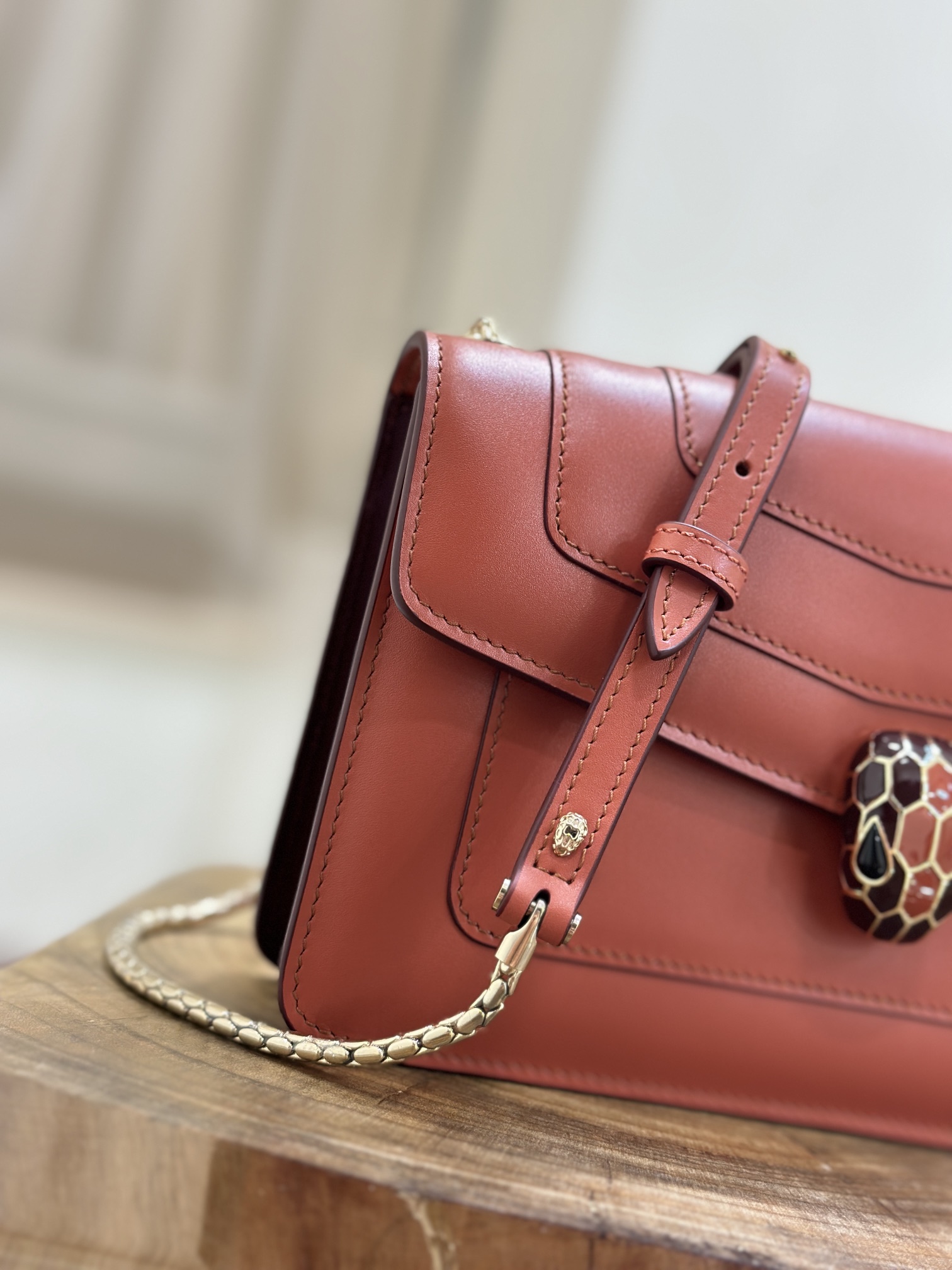 Handbags Bvlgari 38102 size:22*13*5.5 cm - vstockx