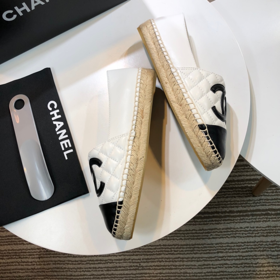 Chanel Loafers 57 - vstockx