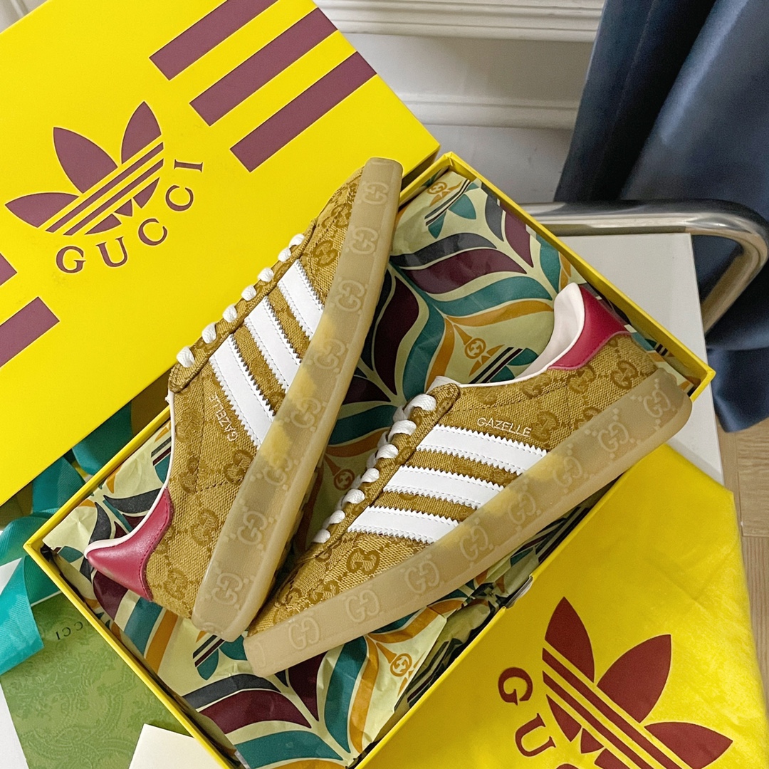 adidas x Gucci Gazelle Sneaker 6 - vstockx