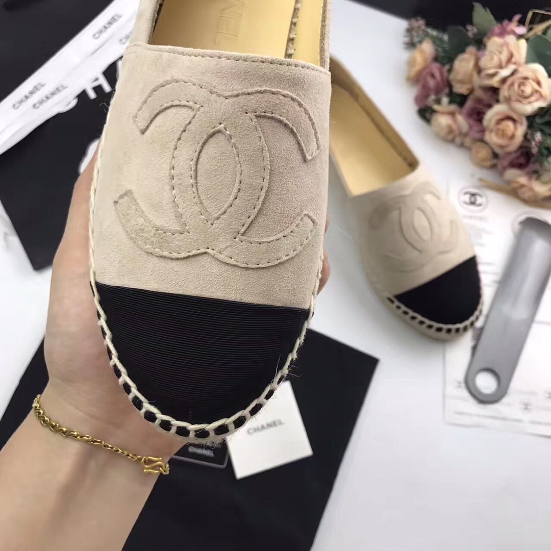 Chanel Loafers 21 - vstockx